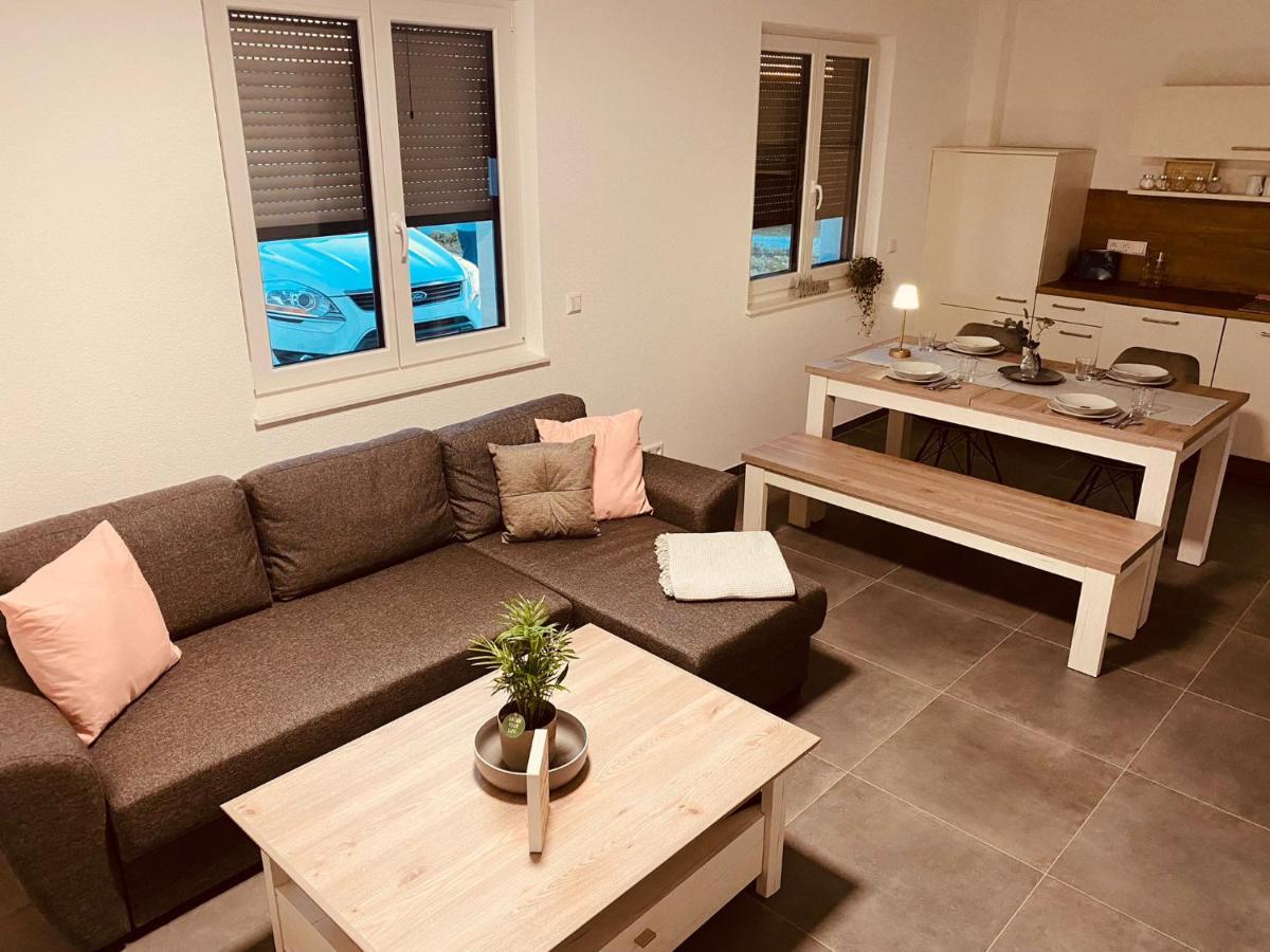 Casaina Apartment Weisweil  Екстериор снимка